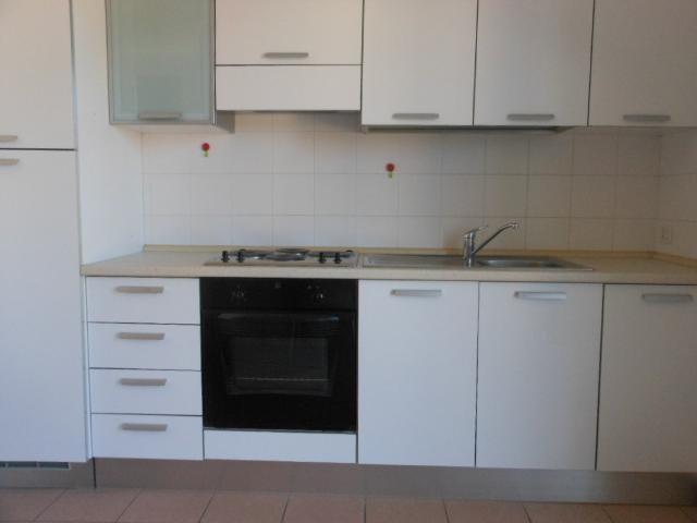 Pesaro ZONA VILLA SAN MARTINO AFFITTASI APPARTAMENTO COMPLETAMENTE ARREDATO CON GIARDINO PRIVATO