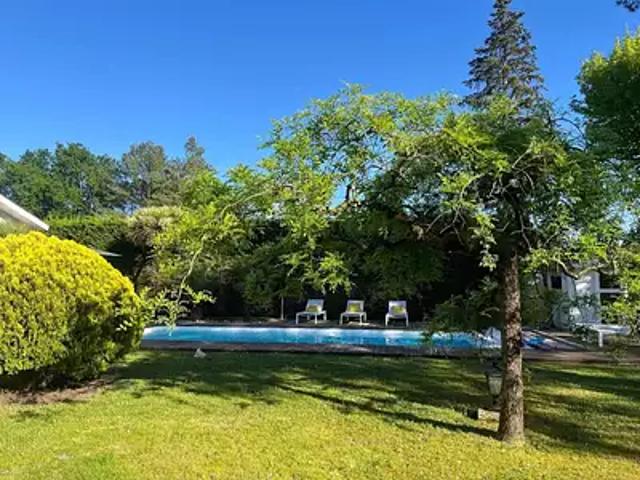 Pessac 33600 Location maison 8 pièces t8