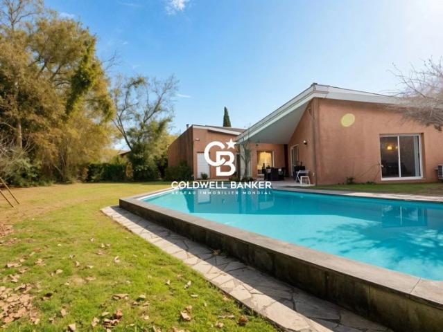 PESSAC MAISON D'ARCHITECTE FAMILIALE PLAIN PIED 5 CHAMBRES JARDIN PISCINE GARAGE