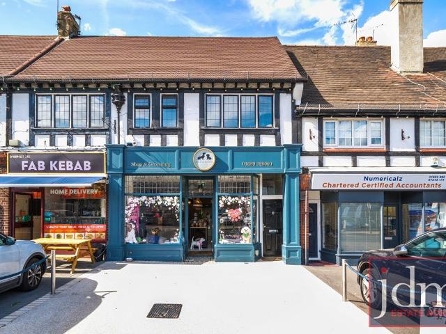 Petts Wood Road, Petts Wood BR5, 2 bed flat to rent, £1,650 pcm | PrimeLocation