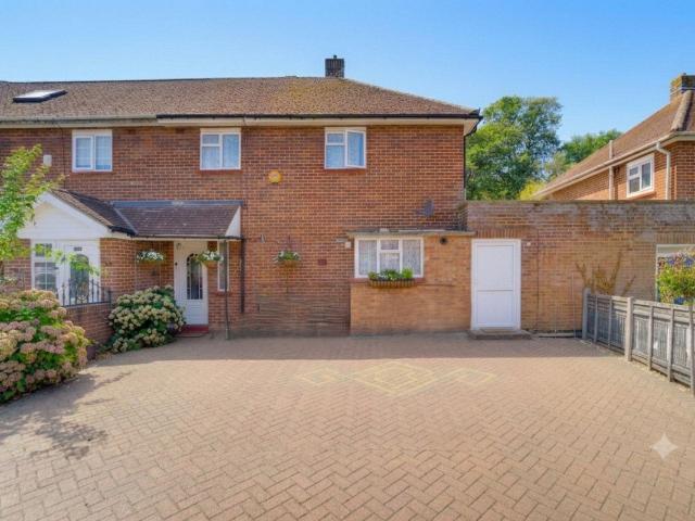 Petworth Gardens, Uxbridge UB10, 3 bed semi detached house to rent, £2,750 pcm | PrimeLocation