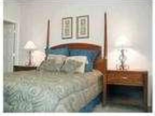 Pet Friendly 1+1 Apartment in Carson City. Single Car Garage!
