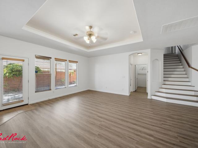 4 Bedroom Home with NEW Carpet and Paint!