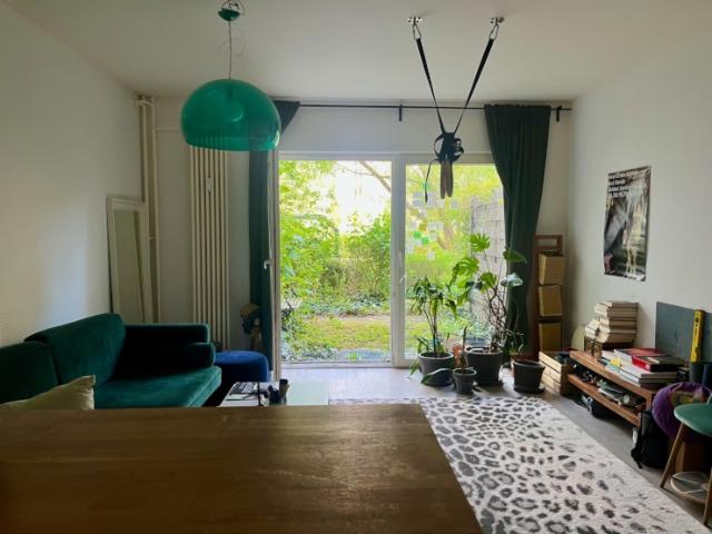 Pet friendly 58sqm Flat in Calm Helmholzkiez Prenzlauerberg with Direct Access to Garden and Playground