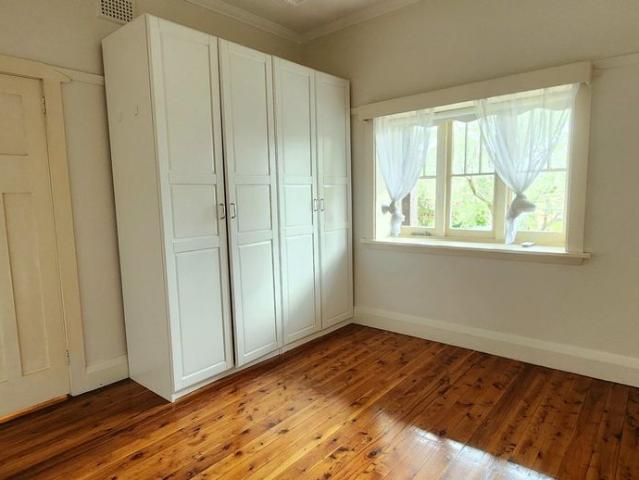 Pet Friendly Californian Bungalow in Prime Location