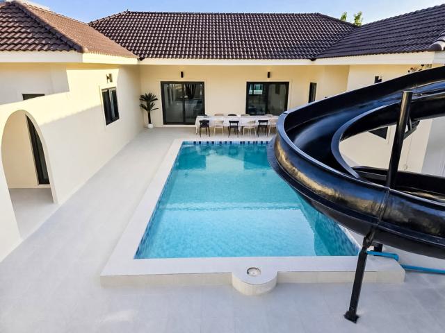 Pet Friendly Pool Villa for Rent Huay Yai Pattaya