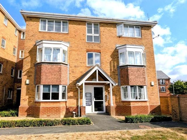 Peter Candler Way, Kennington, Ashford TN24, 2 bed flat to rent, £1,200 pcm | PrimeLocation
