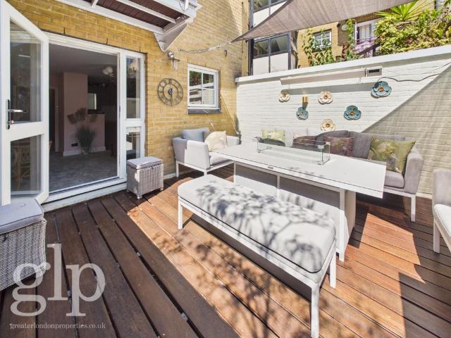 Peter Street, Soho, W1F 1 bed apartment to rent £3,250 pcm £750 pw