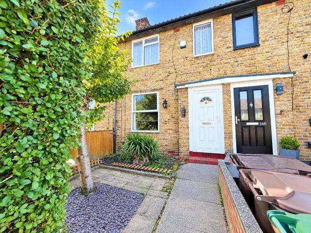 Peterborough Road, Carshalton, Surrey SM5, 2 bed detached house to rent, £1,750 pcm | PrimeLocation