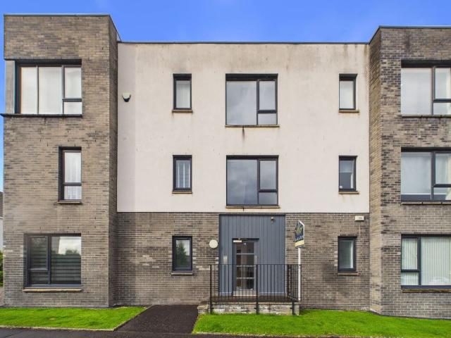 Peters Gate, Bearsden G61, 2 bed flat to rent, £1,200 pcm | PrimeLocation