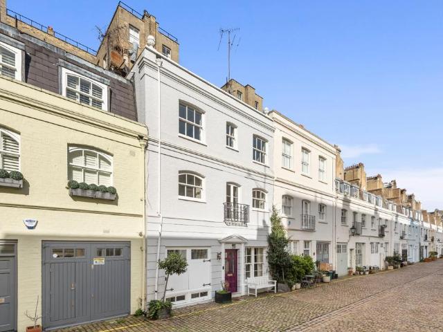 Petersham Place, South Kensington. 5 bed mews to rent £9,900 pcm £2,285 pw