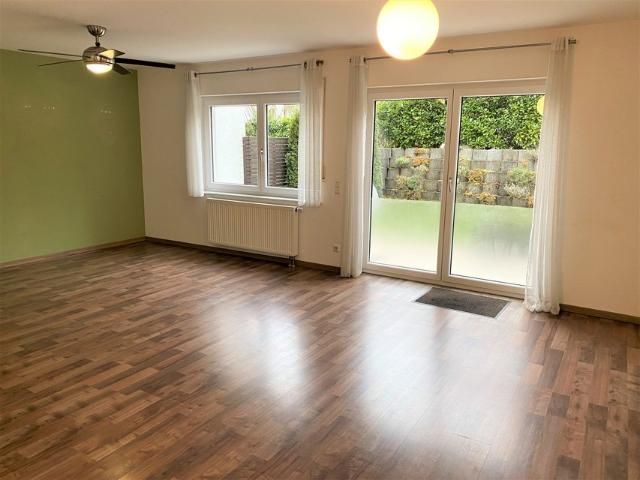 Petfriendly single family home in Schönaich with garden