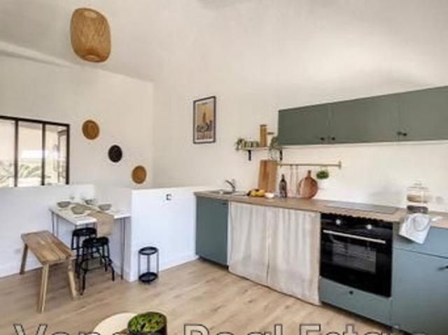 Petit T3 hyper centre de Vence