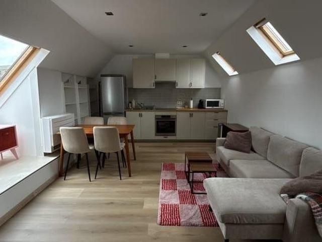 Petit appartement entièrement rénové climatisation
