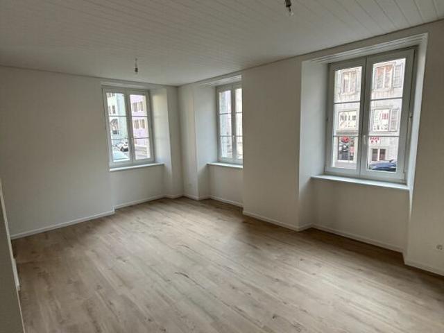 Petit appartement rénové au centre ville