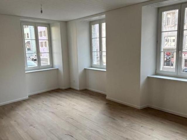 Petit appartement rénové au centre ville