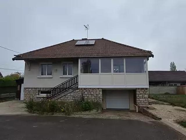Petit Noir 39120 Achat / Vente maison 4 pièces t4 jardin