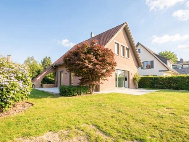 Petit Paris: Villa 3CH entièrement rénovée + jardin