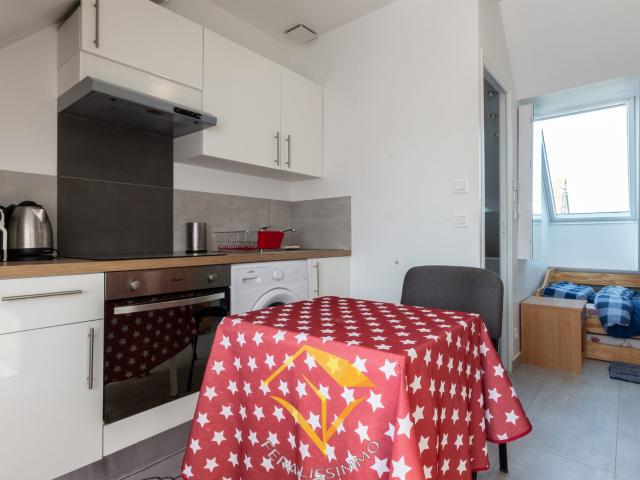 Petit studio en secteur résidentiel !