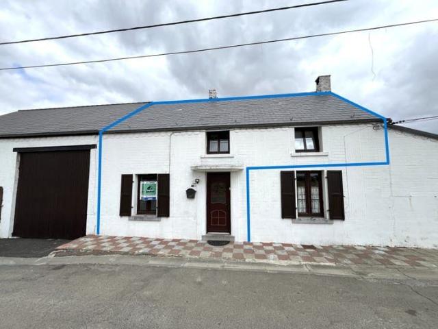 Petite maison avec 1 chambre à LEUGNIES pas de jardin