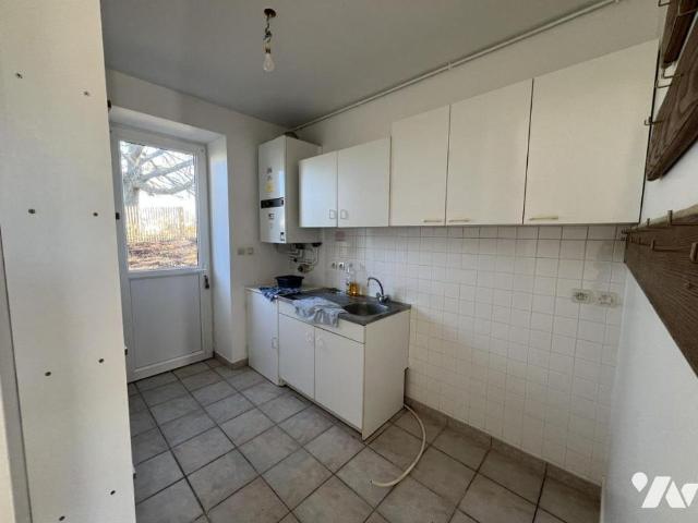 Petite maison dans hameau calme