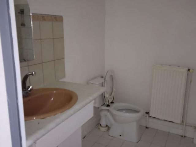 Petite maison de village, � rafra�chir
