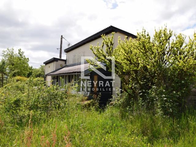 Petite maison en pleine nature