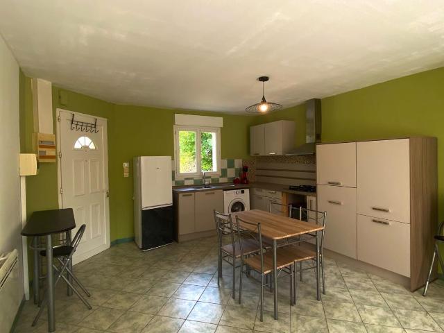 Petite maison lumineuse