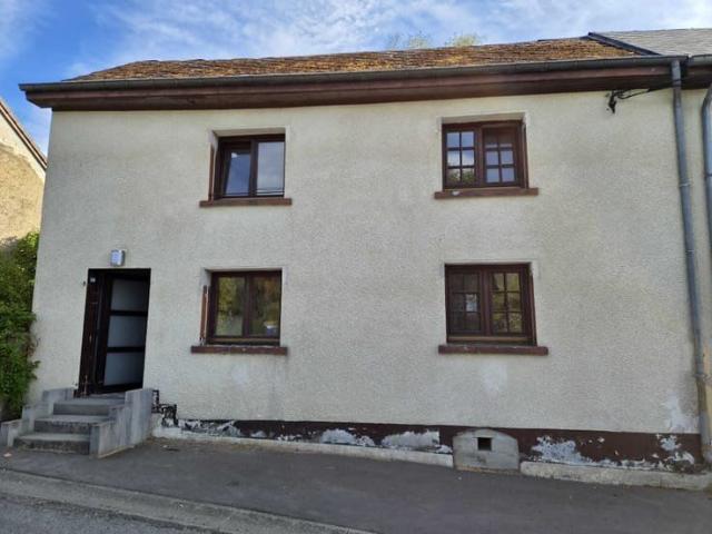 Petite maison 1 chambres avec jardin à louer à Radelange