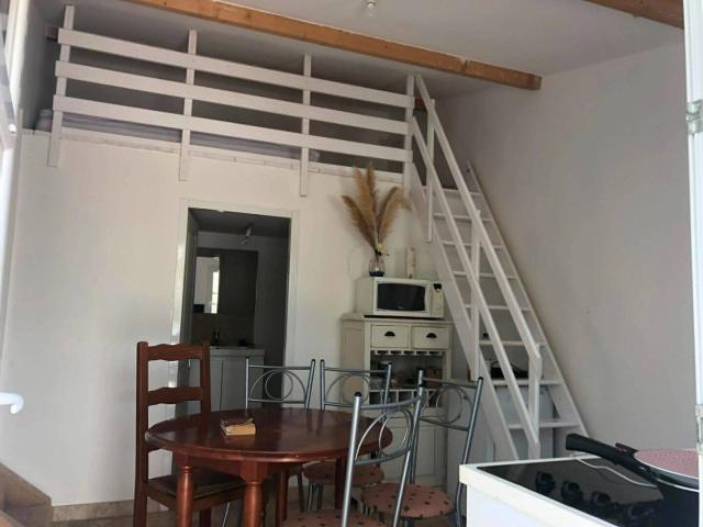 PETITE MAISON 30 M2 POUR MOYENNE COURTE DUREE