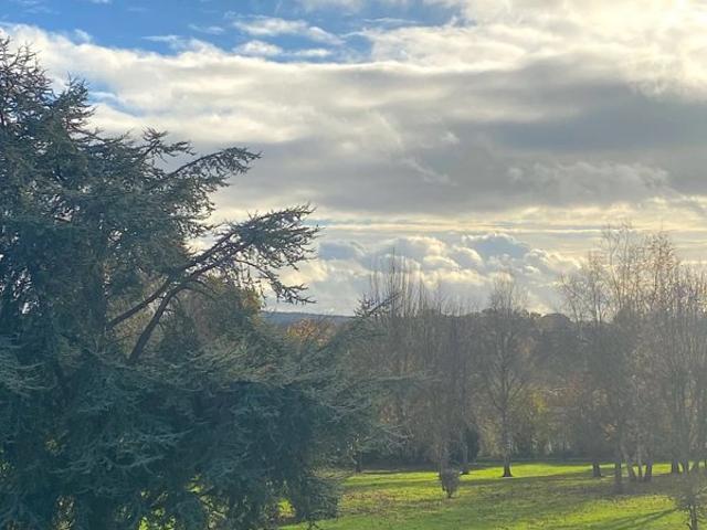 Petite propriété sur un joli terrain dans une bourgade dynamique aux portes de SAINT BRIEUC