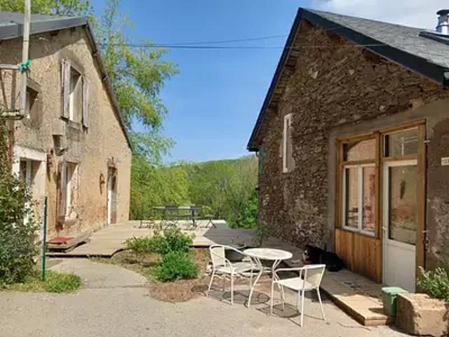 Peux et Couffouleux 12360 Achat / Vente maison 9 pièces t9 jardin terrasse