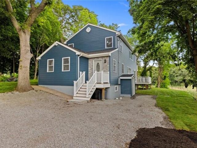Pevear Ave, Warwick, Home For Sale