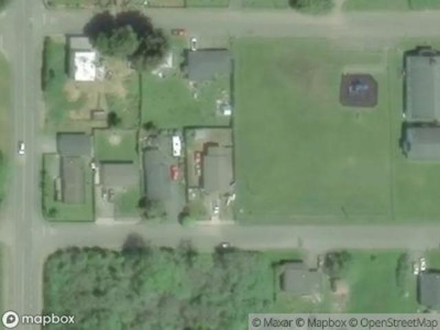 Peveler Ave