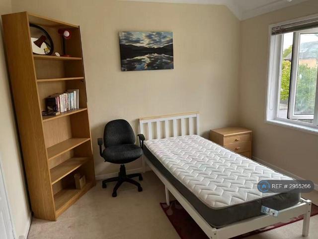 Peverel Close, Cambridge, CB5 1 bed in a house share to rent £660 pcm £152 pw