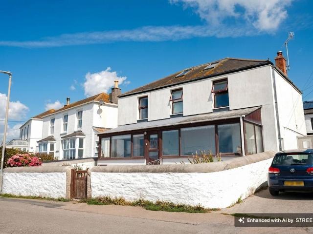 Peverell Terrace, Porthleven, TR13 4 bed detached house to rent £1,795 pcm £414 pw