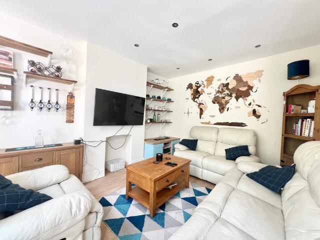 Peveril Road, Nottingham, NG9 1 bed in a house share to rent £525 pcm £121 pw