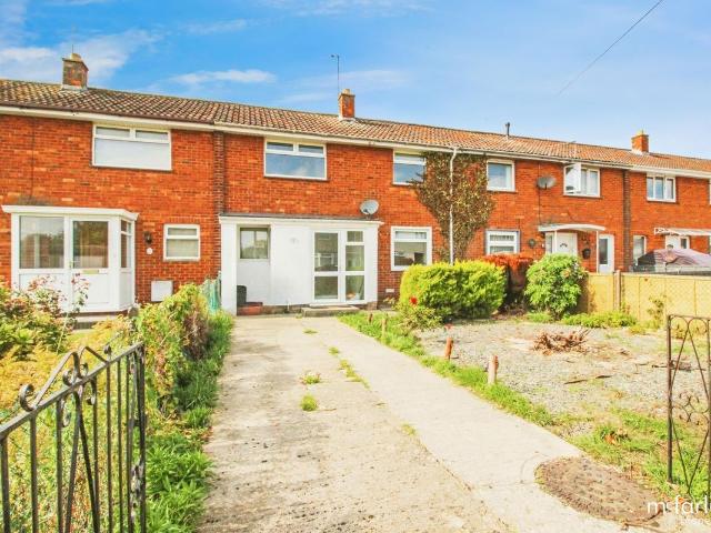 Pewsham Road, Swindon SN2, 3 bed terraced house to rent, £1,350 pcm | PrimeLocation