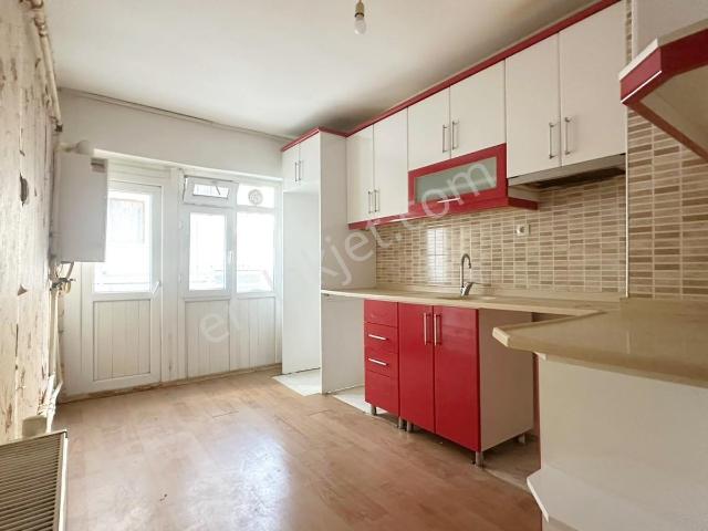Peyami Sefa Mh.iskanlı %80 Kredi İmkanı Mantolamalı Satılık 2+1!