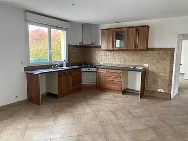 Peypin 13124 Location appartement 4 pièces t4 au dernier étage