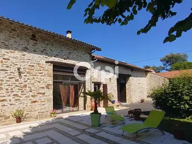 Peyrilhac 87510 Achat / Vente maison 5 pièces t5 piscine jardin
