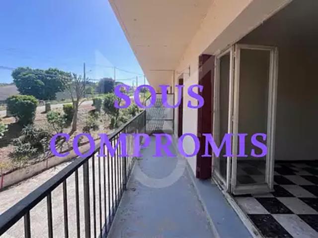 Peyrolles en Provence 13860 Achat / Vente appartement 3 pièces t3