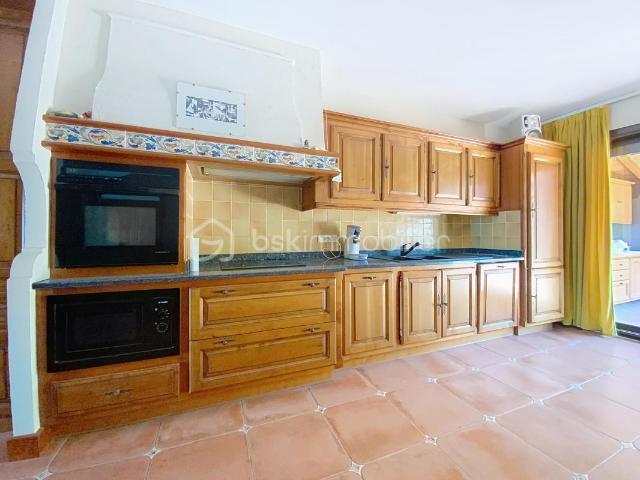 PEZENAS MAISON FAMILIALE 143M2 5 CHAMBRES