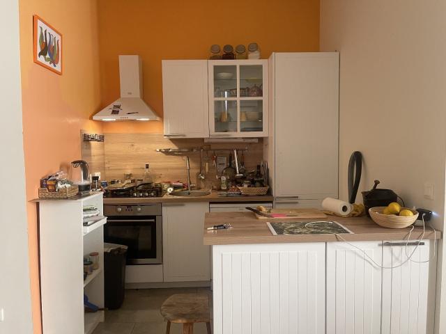 Pézenas Centre Studio rénové avec magnifique terrasse 44m² Pézenas