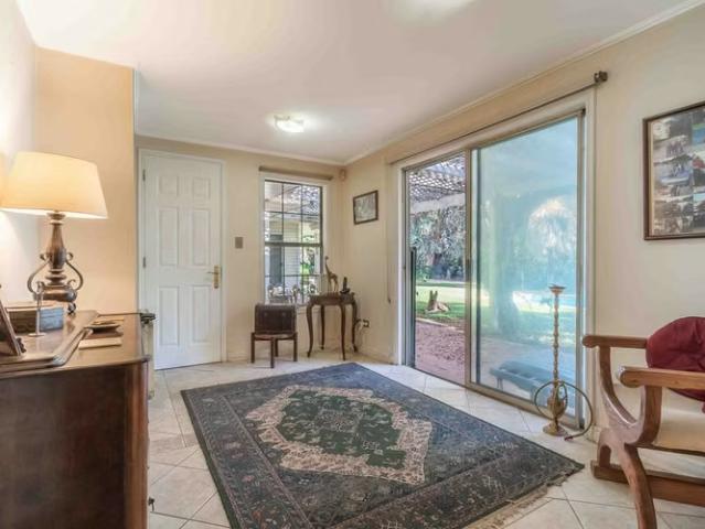 Peñalolén / Gran jardín, piscina, quincho 1163 | dormitorios por 22510.00 en Peñalolén