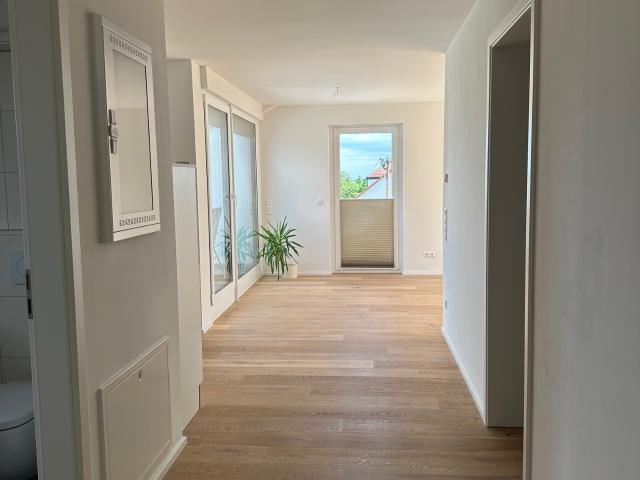 Pfiffige Dachgeschoss Wohnung + * 2,5 Zi mit Ausblick