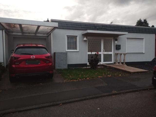 Pflegeleichter Bungalow mit Garten