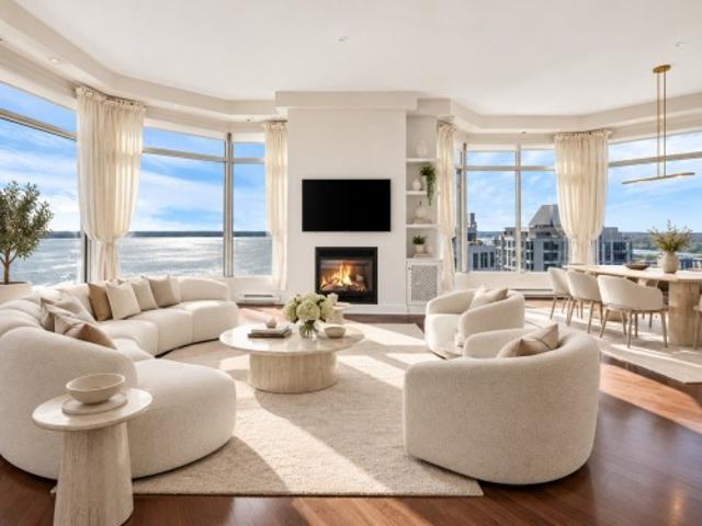 Ph3 1 200 Av. Des Sommets, Montréal Verdun/Île Des Soeurs, QC, H3E 2B4 Luxury Condo for sale | Listing ID 24393 | Royal LePage Carriage Trade Luxury Properties