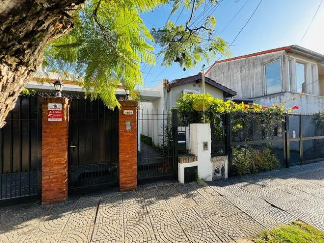 PH de 3 ambientes sin expensas en alquiler, en Martínez