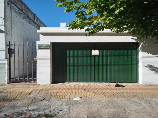 Ph de cuatro ambientes en venta en Haedo Sur en Inmomap